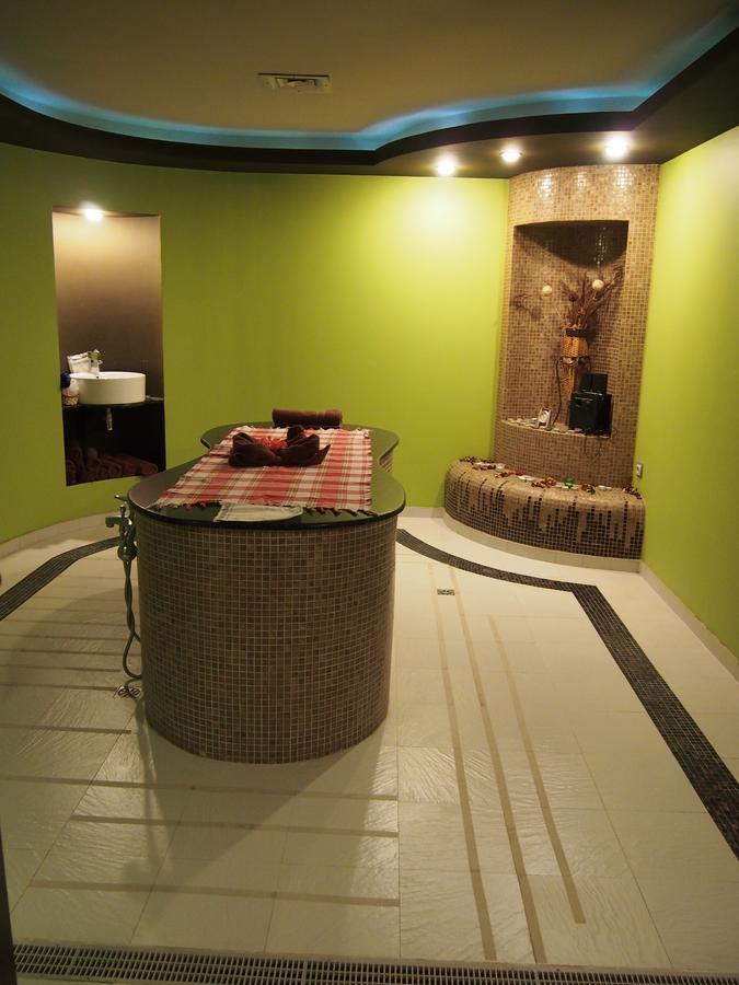 Spa Hotel Ata วาร์เชทส์ ภายนอก รูปภาพ