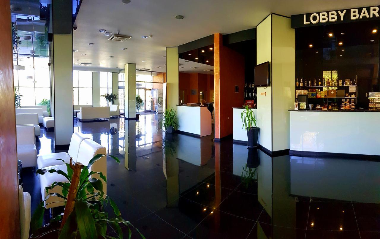 Spa Hotel Ata วาร์เชทส์ ภายนอก รูปภาพ