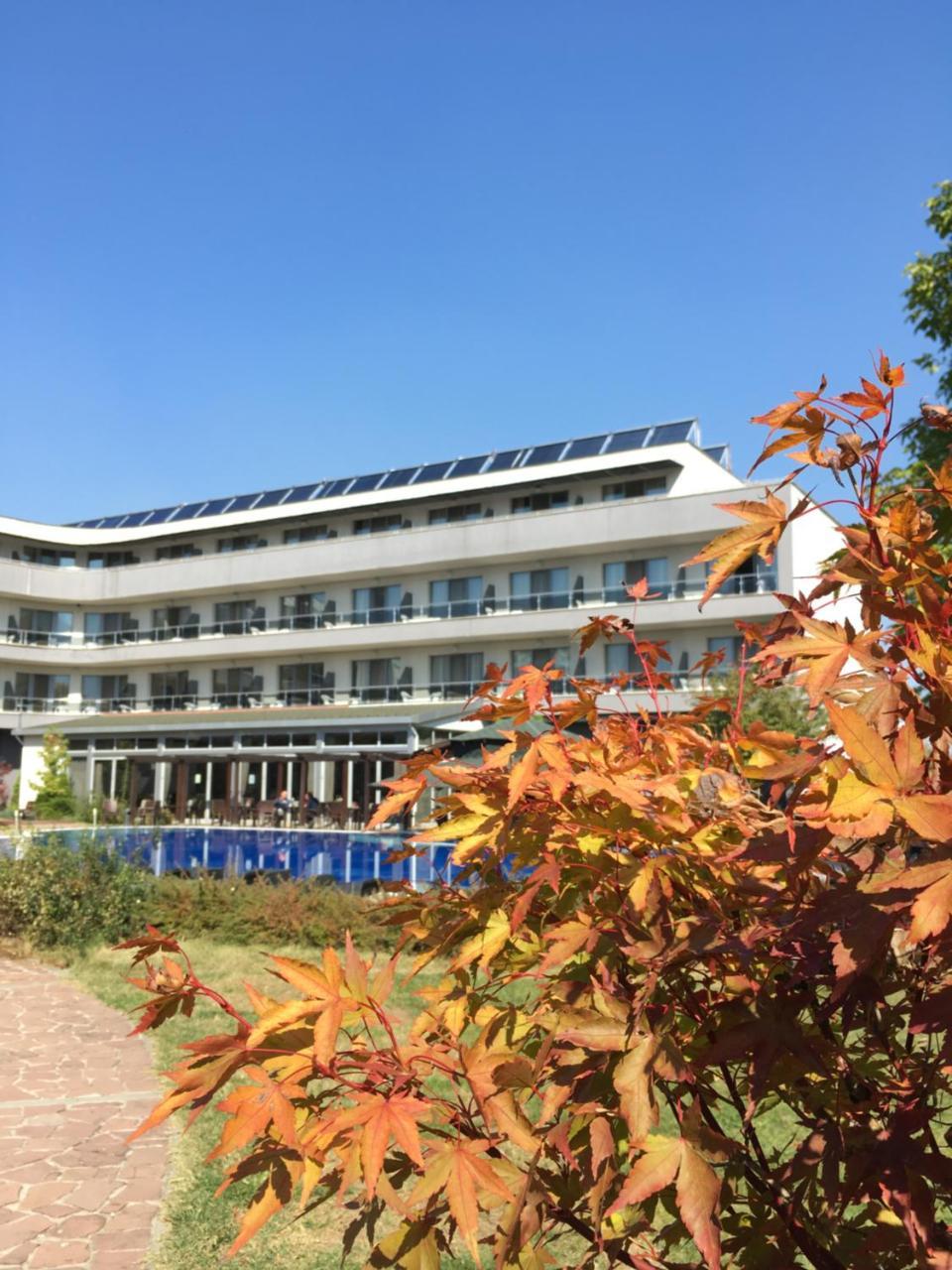 Spa Hotel Ata วาร์เชทส์ ภายนอก รูปภาพ