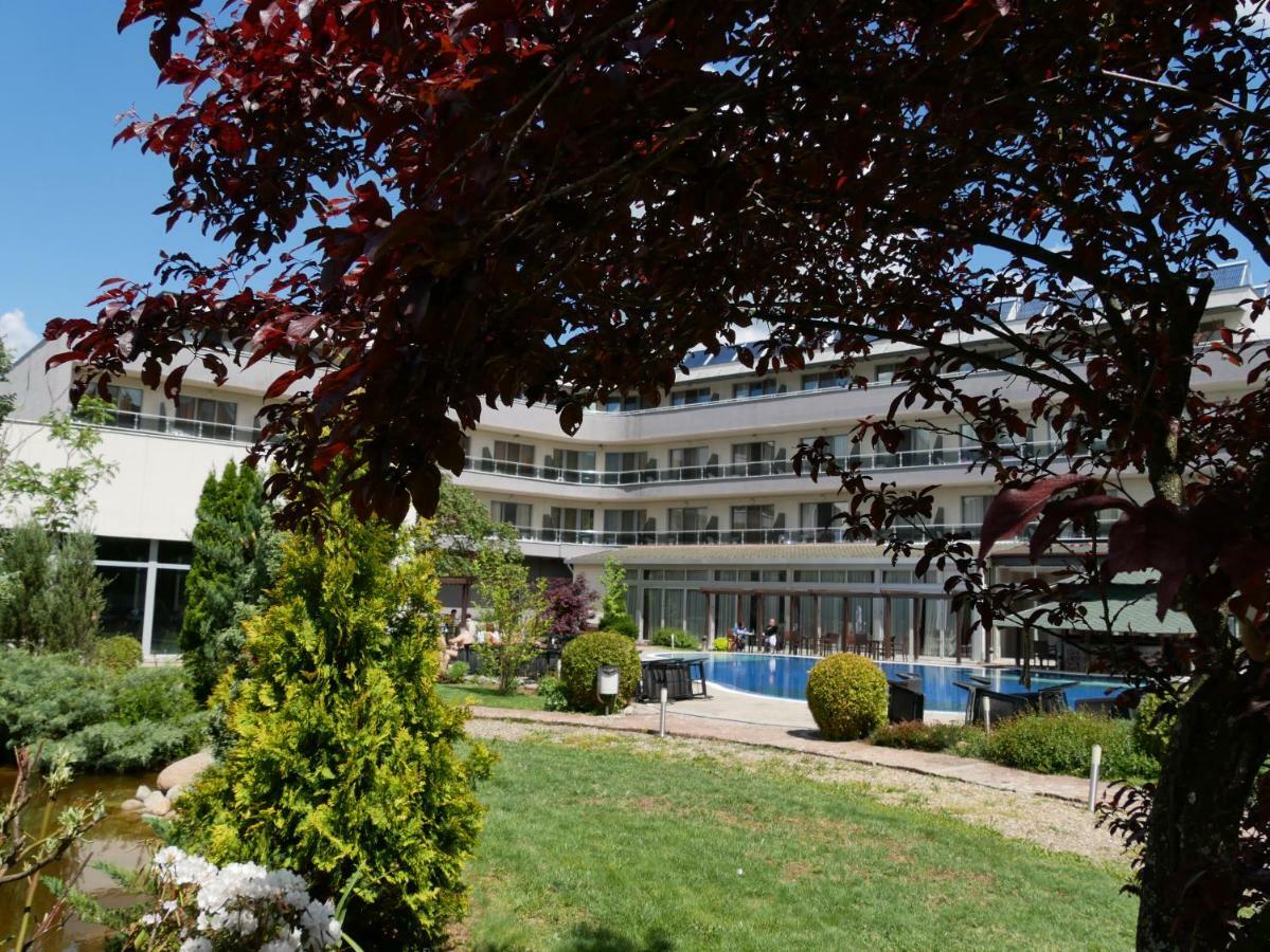 Spa Hotel Ata วาร์เชทส์ ภายนอก รูปภาพ